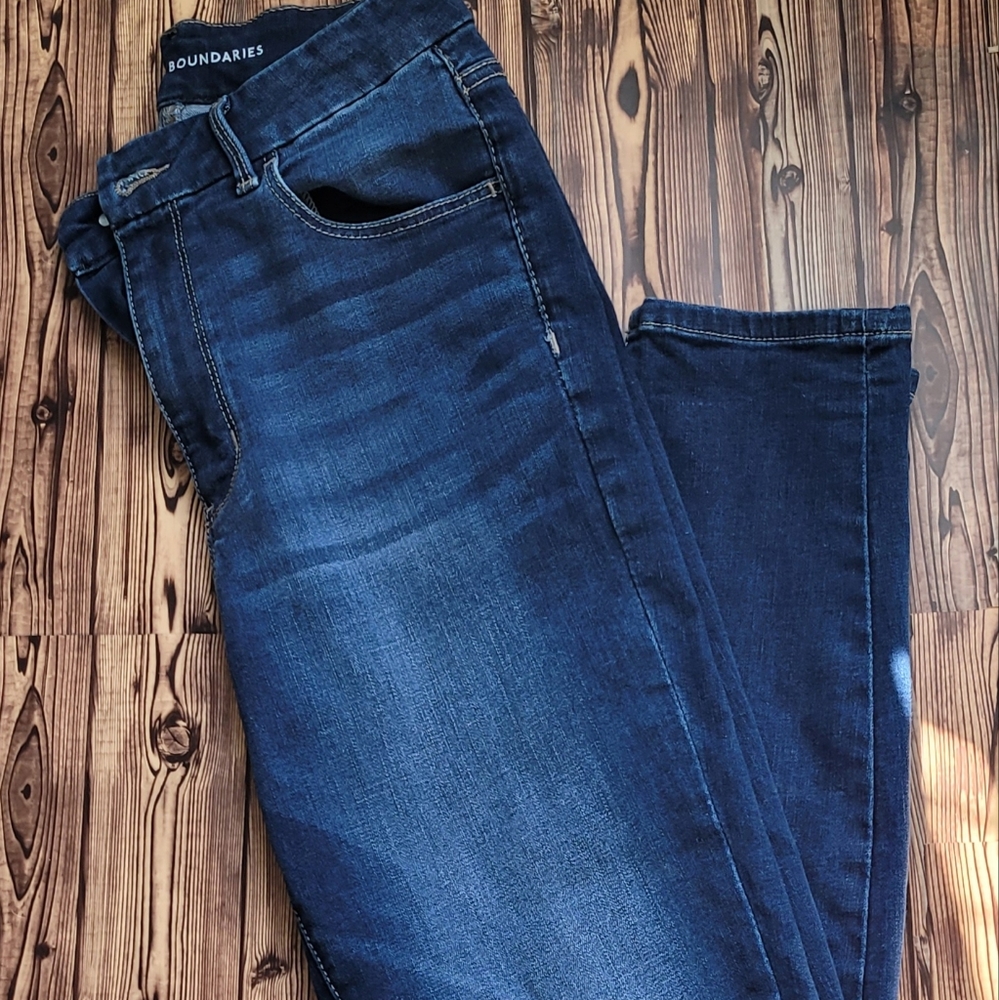 No Boundaries High Waisted Jeans Size 11 - Picture 2 of 7